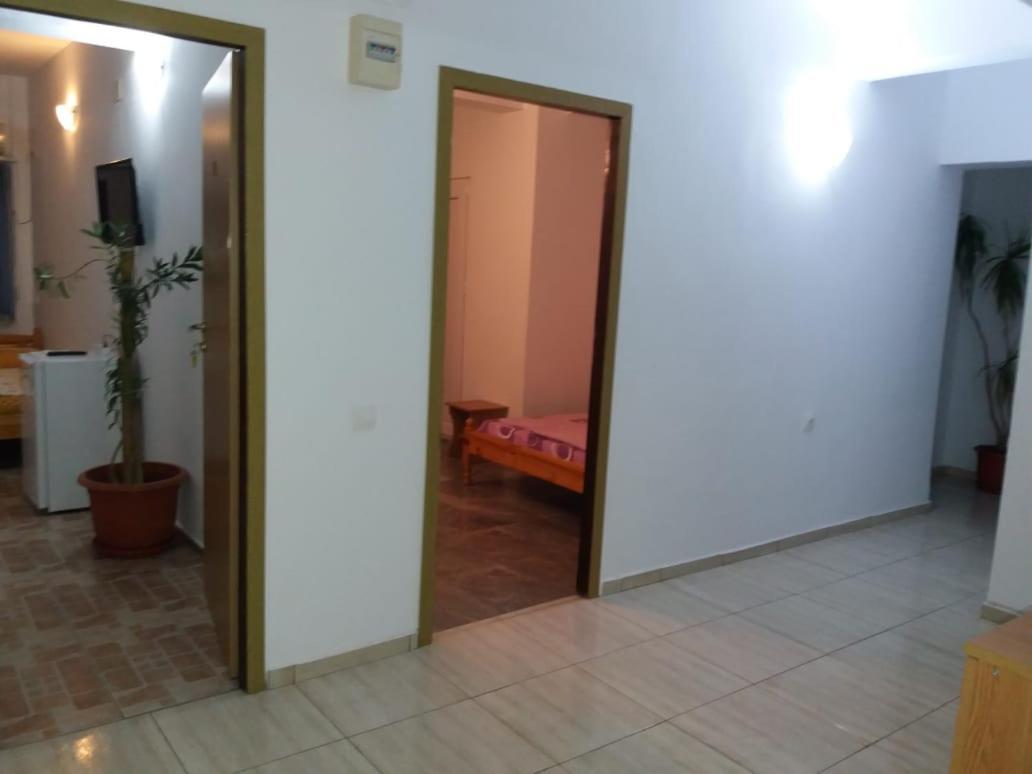 Cazare Eforie Nord, Plaja Acapulco, Garsoniere Four Studios, Bucatarie Comuna, Baie Proprie, Etaj 4, Fara Lift Exterior foto